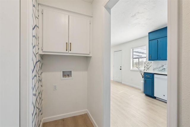 208 SW 32nd Street, Moore, OK 73160