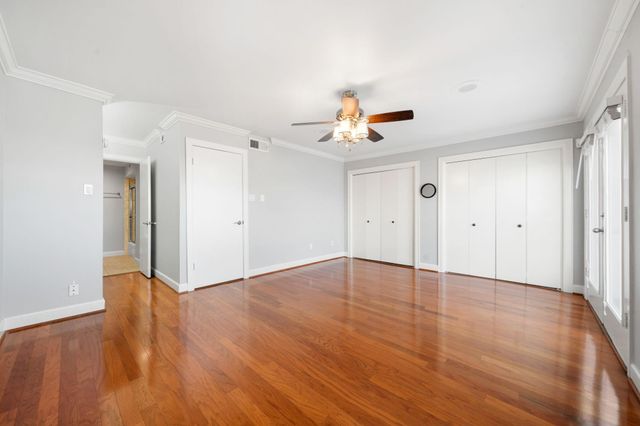 905 Hawthorne Street, Houston, TX 77006