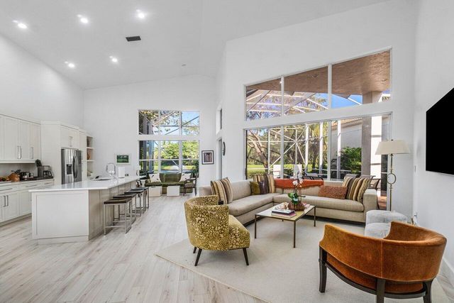 323 Sunset Bay Lane, Palm Beach Gardens, FL 33418