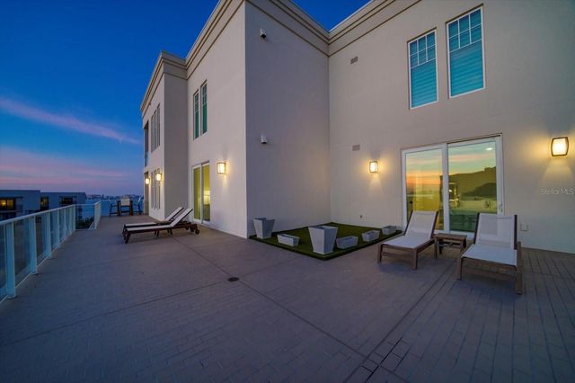 8 PALM TERRACE 605, Belleair, FL 33756