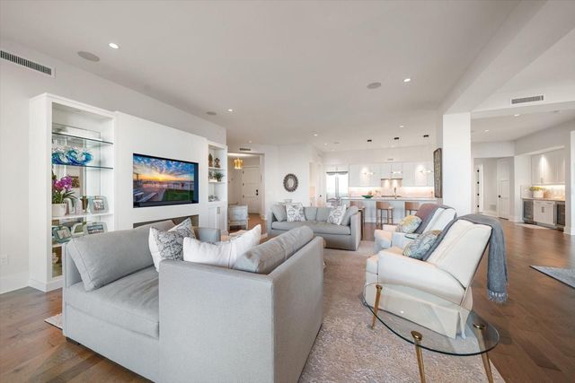 8 PALM TERRACE 605, Belleair, FL 33756