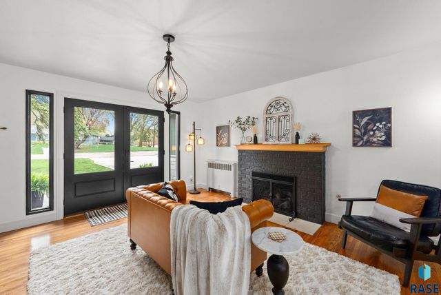 2609 S 4th Ave Avenue, Sioux Falls, SD 57105