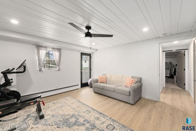 2609 S 4th Ave Avenue, Sioux Falls, SD 57105