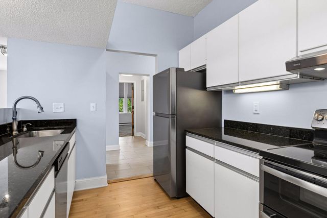 505 Selby Avenue 11, Saint Paul, MN 55102