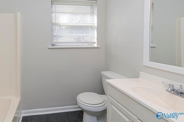 156 Macon Road, Hazel Green, AL 35750