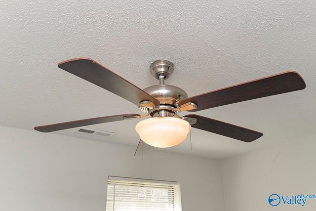 156 Macon Road, Hazel Green, AL 35750