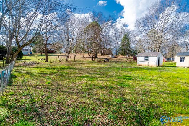 156 Macon Road, Hazel Green, AL 35750