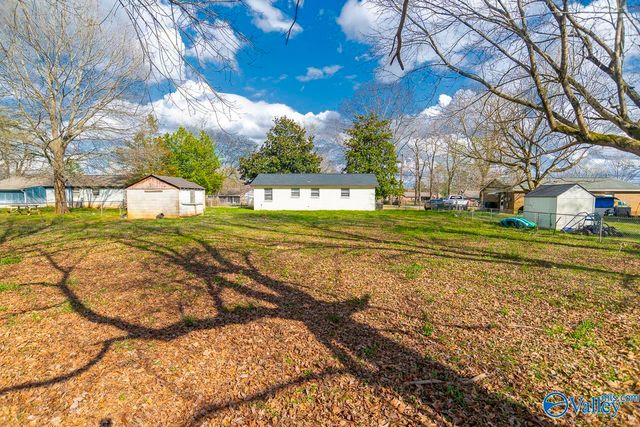 156 Macon Road, Hazel Green, AL 35750
