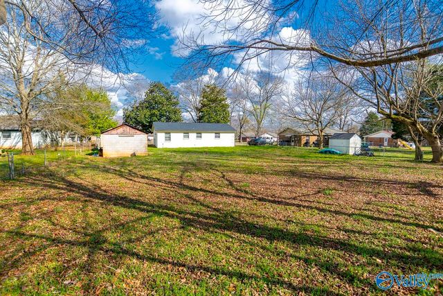 156 Macon Road, Hazel Green, AL 35750