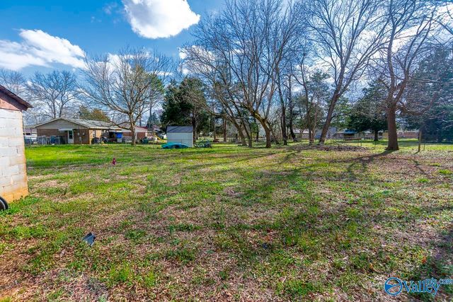 156 Macon Road, Hazel Green, AL 35750