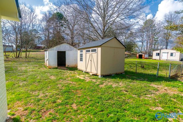 156 Macon Road, Hazel Green, AL 35750