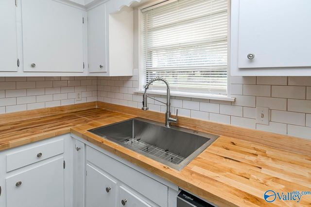 156 Macon Road, Hazel Green, AL 35750