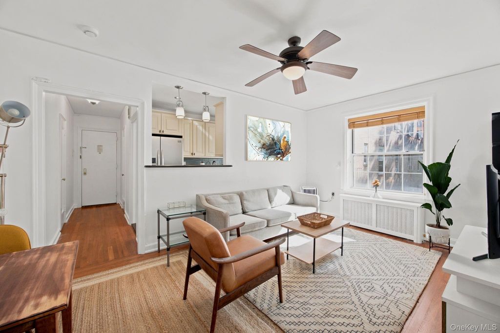 51-34 30th Avenue 4P, Woodside, NY 11377
