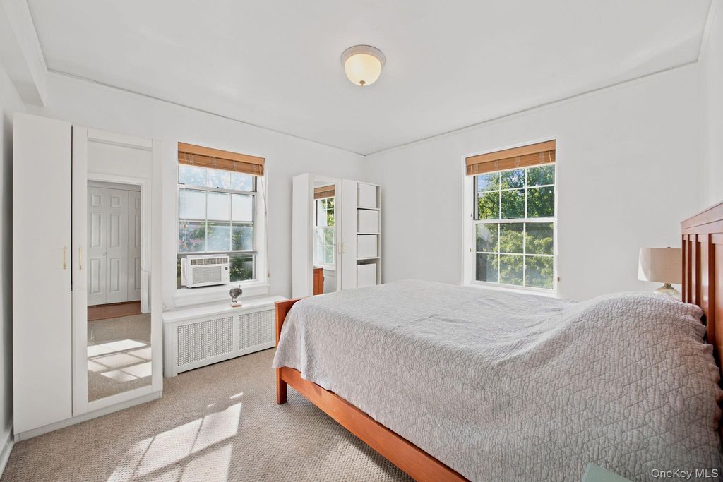 51-34 30th Avenue 4P, Woodside, NY 11377 — photo 5