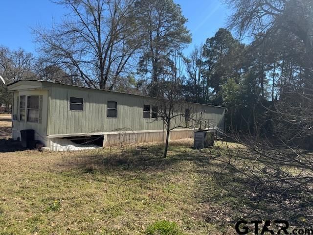 2804 Oak Trail Shores Dr, Chandler, TX 75758