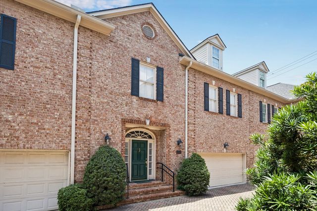 6022 Burgoyne Road, Houston, TX 77057