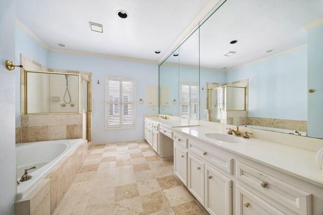 6022 Burgoyne Road, Houston, TX 77057