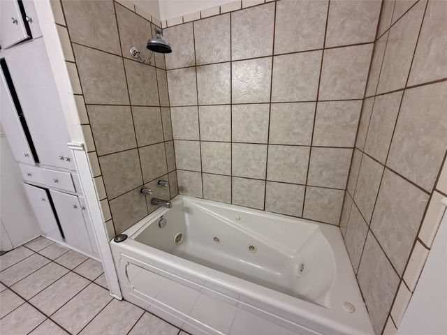 604 Lee Street, Sulphur Springs, TX 75482