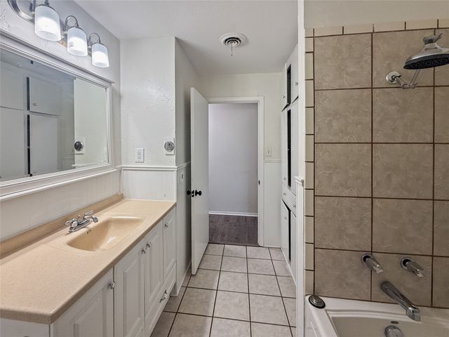 604 Lee Street, Sulphur Springs, TX 75482