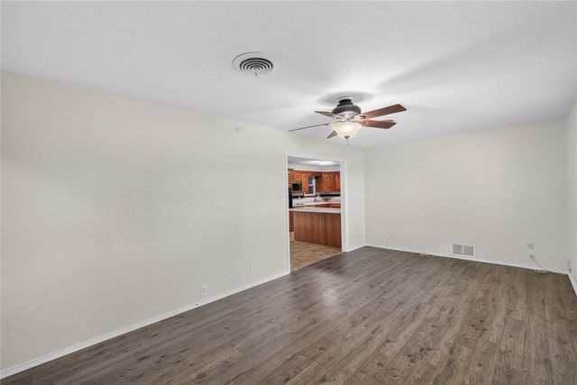 604 Lee Street, Sulphur Springs, TX 75482