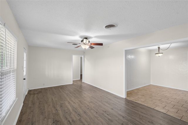 604 Lee Street, Sulphur Springs, TX 75482