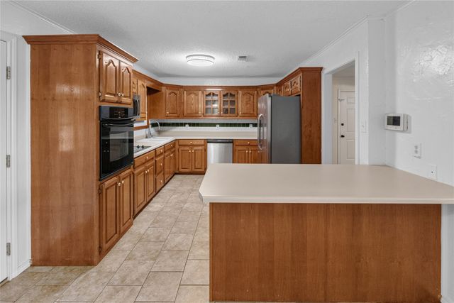 604 Lee Street, Sulphur Springs, TX 75482