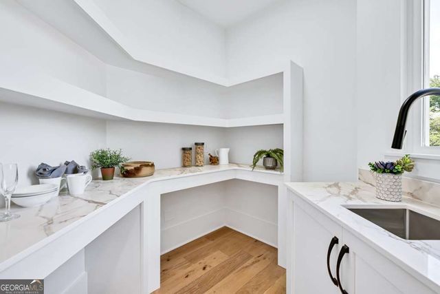 2335 Flat Stone Drive, Cumming, GA 30041