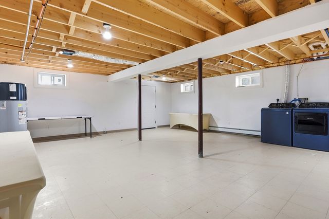 39 Sunflower Rd, Holbrook, MA 02343