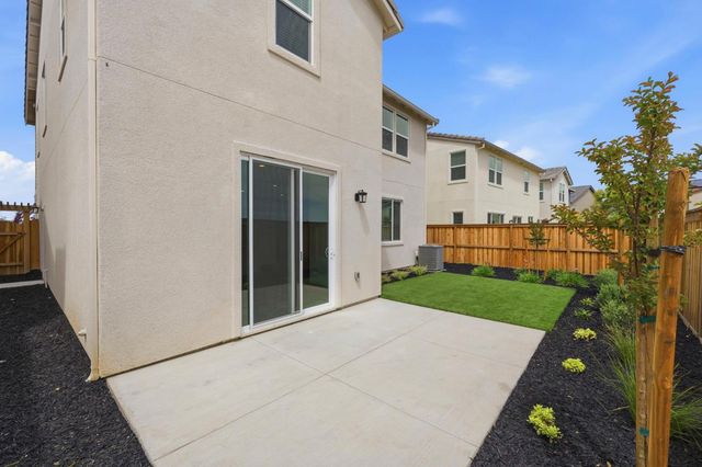 1270 Ribiolo Ln, Mountain House, CA 95391