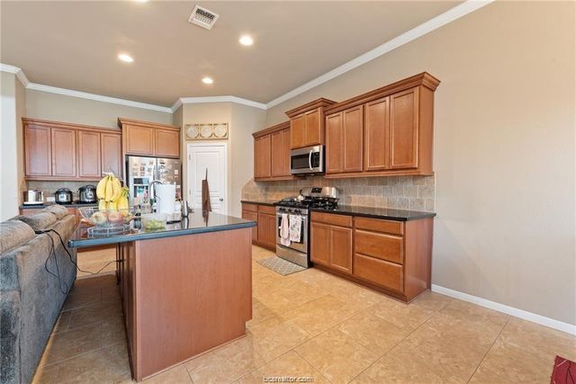 2523 Warkworth Lane, College Station, TX 77845