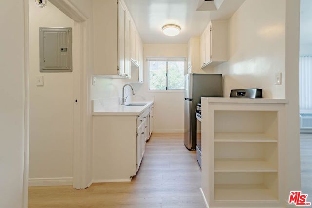 758 N Hudson Avenue 10, Los Angeles, CA 90038