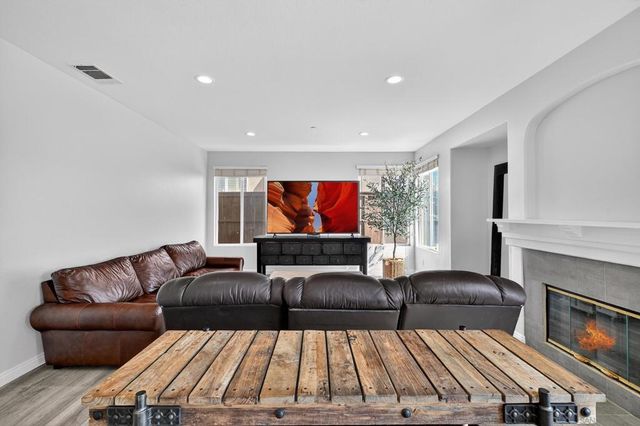 16271 Deer Trail Court, San Diego, CA 92127