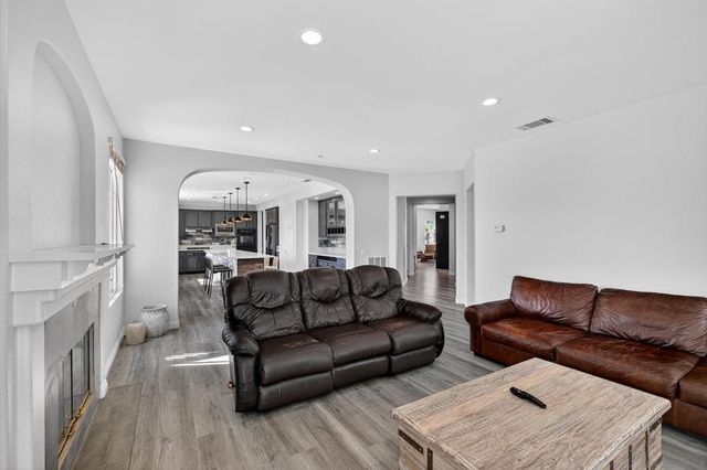 16271 Deer Trail Court, San Diego, CA 92127