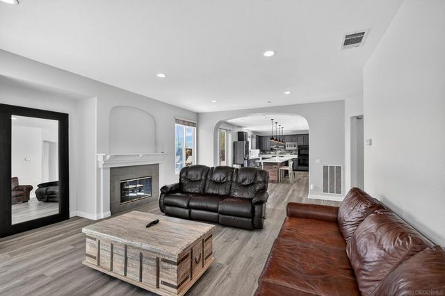 16271 Deer Trail Court, San Diego, CA 92127