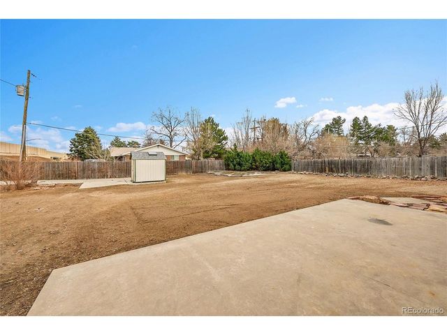 4760 Holland St, Wheat Ridge, CO 80033