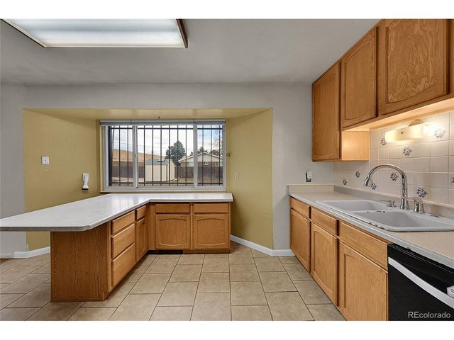 4760 Holland St, Wheat Ridge, CO 80033