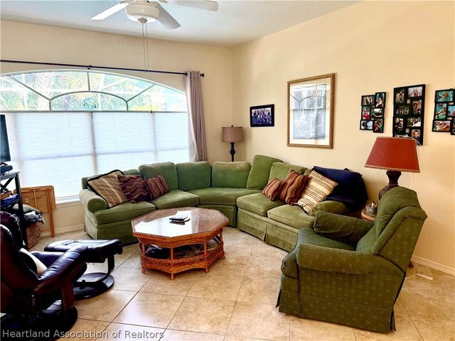 5036 Strafford Oaks Drive, Sebring, FL 33875