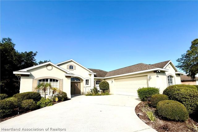 5036 Strafford Oaks Drive, Sebring, FL 33875