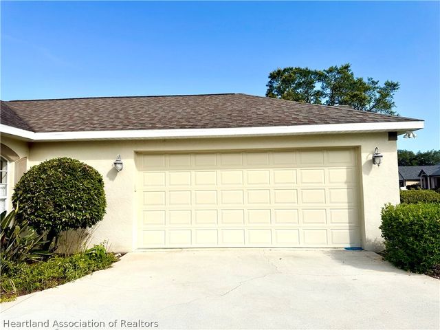 5036 Strafford Oaks Drive, Sebring, FL 33875