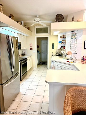 5036 Strafford Oaks Drive, Sebring, FL 33875