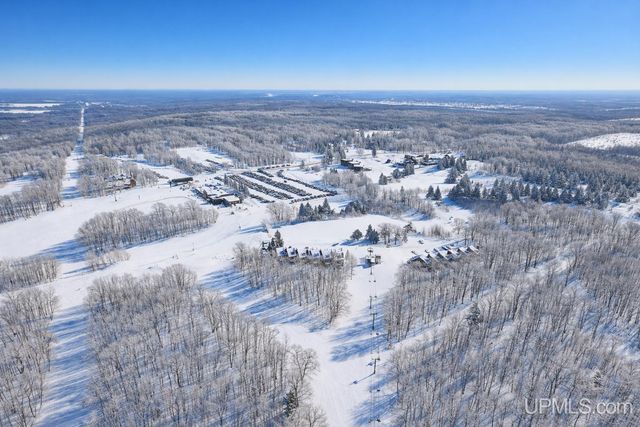 505-2431 Tomahawk Drive, Wakefield, MI 49968