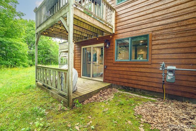 505-2431 Tomahawk Drive, Wakefield, MI 49968