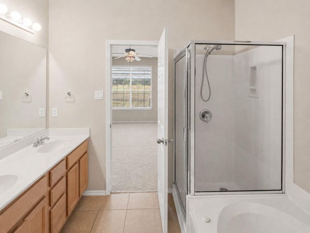 9201 Brodie LN 403, Austin, TX 78748