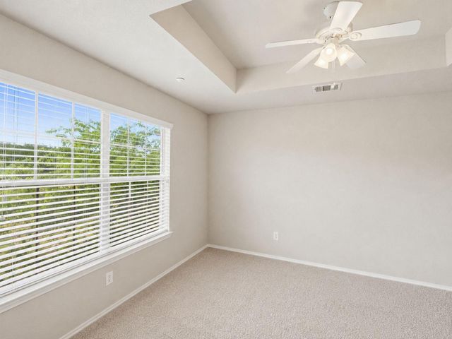 9201 Brodie LN 403, Austin, TX 78748