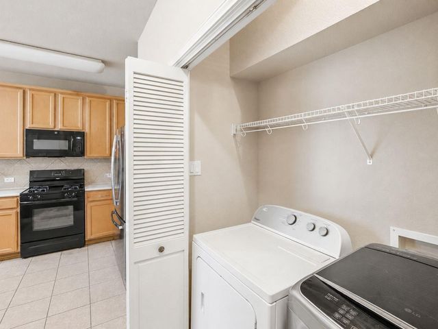 9201 Brodie LN 403, Austin, TX 78748
