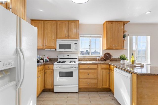 274 Thrift St, San Francisco, CA 94112