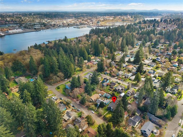 1505 Dickinson Avenue NW, Olympia, WA 98502