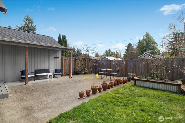 1505 Dickinson Avenue NW, Olympia, WA 98502