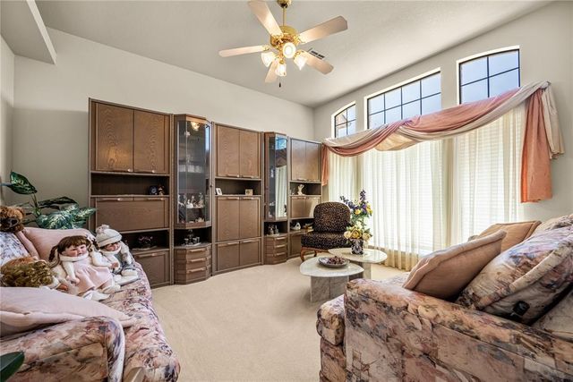 11 NW Sandy Trail Lane, Lawton, OK 73505