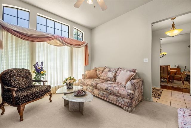 11 NW Sandy Trail Lane, Lawton, OK 73505
